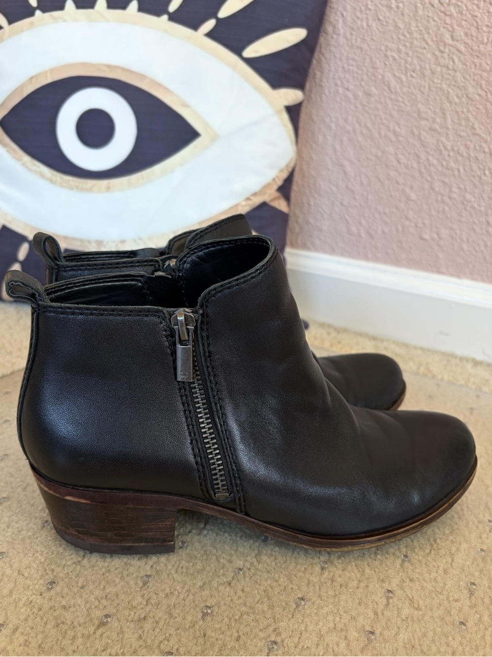 Lucky Brand Basel Black Leather Ankle Booties Low Block Heel Zip Boots 8 M 38.5